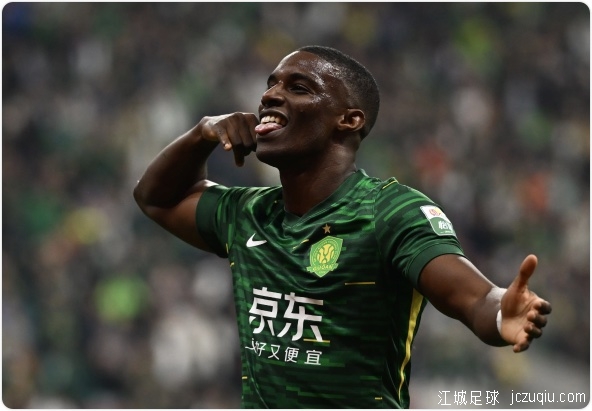 法比奥破门+造乌龙恩加伤退 国安2-0浙江 