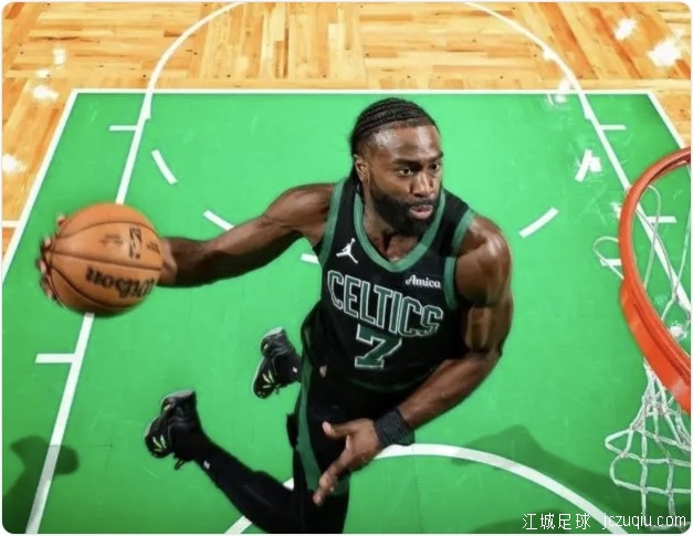 普理查德20+6+7怀特19分 凯尔特人大比分胜奇才