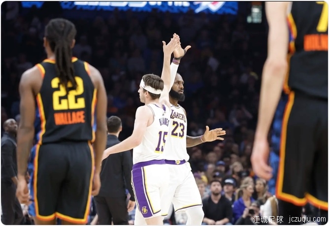 东契奇30+7+6 詹姆斯19+7 亚历山大26+9 湖人大胜雷霆