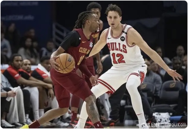 加兰28+5莫布利21+11 骑士主场大胜公牛