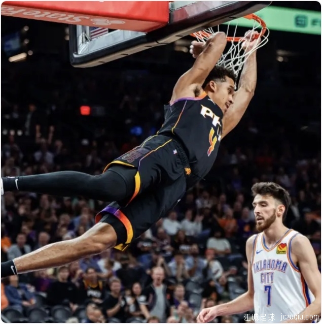 霍姆格伦两双比尔25分 太阳不敌雷霆正式无缘附加赛 