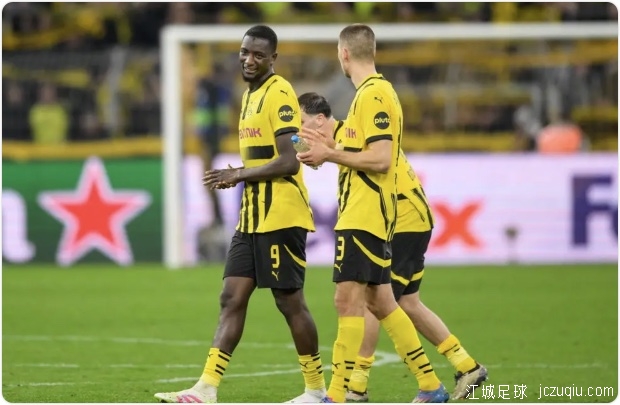 吉拉西帽子戏法难救主 巴萨总分5-3多特晋级4强 