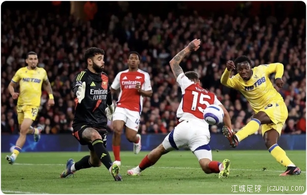 特罗萨德破门 阿森纳2-2遭水晶宫绝平距榜首12分