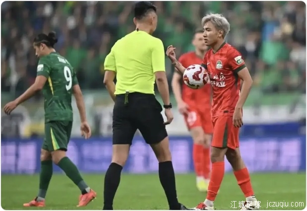 方昊破门张稀哲替补染红 国安1-0河南队8场不败 