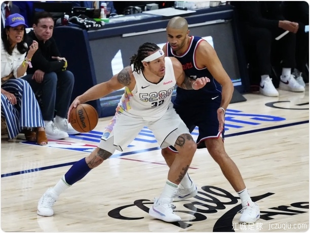 穆雷狂砍43+7哈登仅11分 掘金轻取快船拿到赛点 