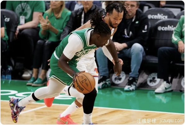 唐斯21+17塔图姆13分 尼克斯再胜凯尔特人2-0