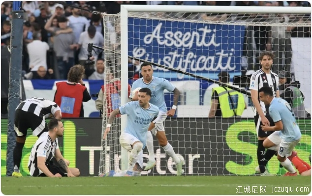 十人尤文1-1遭拉齐奥读秒绝平 欧冠席位争夺进入白热化