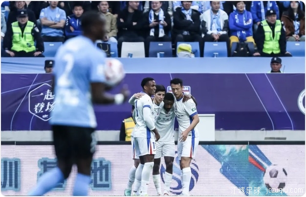 米内罗传射刘诚宇破门 申花3-0大连取3连胜