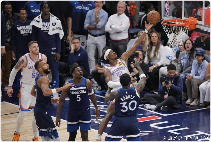 华子30+9亚历山大仅14分 森林狼狂胜雷霆总分1-2
