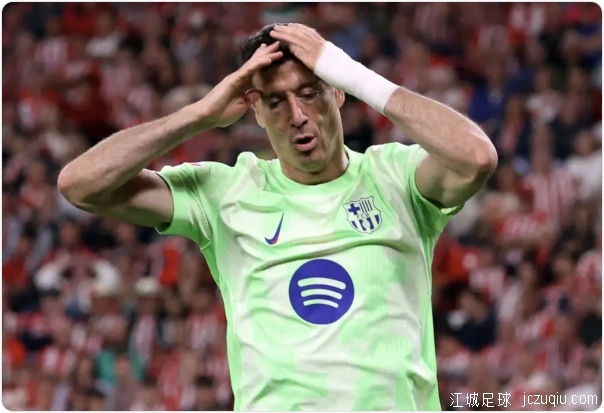 巴萨3-0客胜毕巴单赛季联赛102球&冠军收官 莱万双响建功