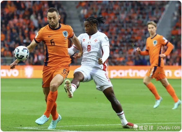 德佩双响追平范佩西并列队史射手王 荷兰8-0马耳他 