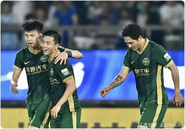 补时15分钟！浙江连扳两球2-2海港 弗兰克补时进球被吹后读秒绝平