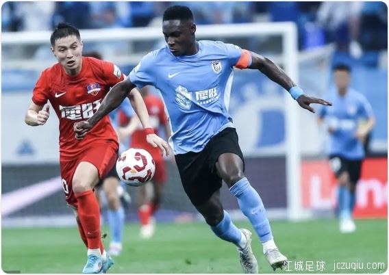 马莱莱助攻20岁朱鹏宇破门 大连英博1-0梅州客家 