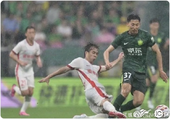 国安2-1亚泰仍不败 亚泰6连败垫底 张稀哲曹永竞破门 谭龙进第8球