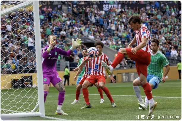 巴里奥斯双响马竞3-0 首支出局队西雅图海湾人 