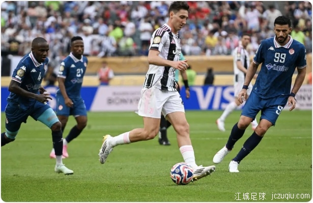 伊尔迪兹双响+造乌龙弗拉霍维奇点射 尤文4-1维达德