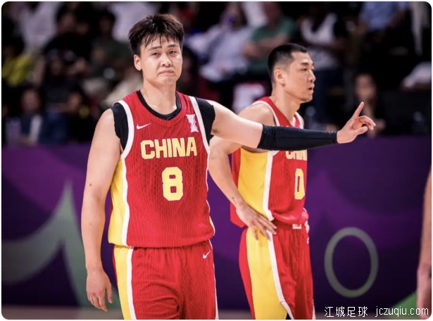 胡明轩26分失绝杀 中国男篮1分憾负澳大利亚 