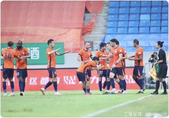 林创益破门刘鑫瑜扳平 海牛1-1河南3轮不胜 