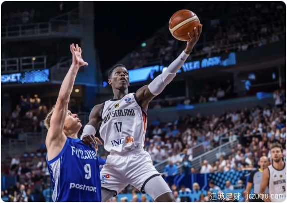 施罗德26+5+12 小瓦格纳22+5 德国击败芬兰杀入决赛