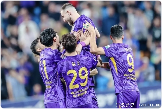 基莱斯中柱阿代米破门 津门虎1-0新鹏城