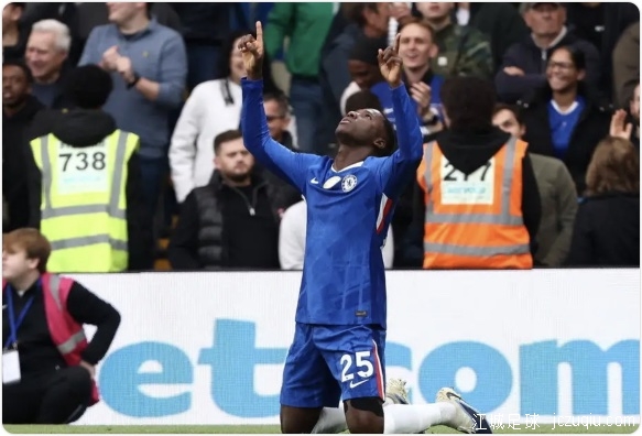 凯塞多世界波埃斯特旺补时绝杀 切尔西2-1利物浦 