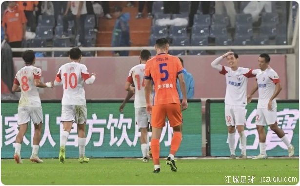 侯永永建功李小恒救主 泰山1-1云南三连平 