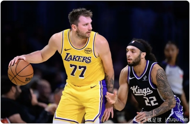 东契奇31+9 小里15中3 琼斯罚球绝杀 湖人1分惜败国王