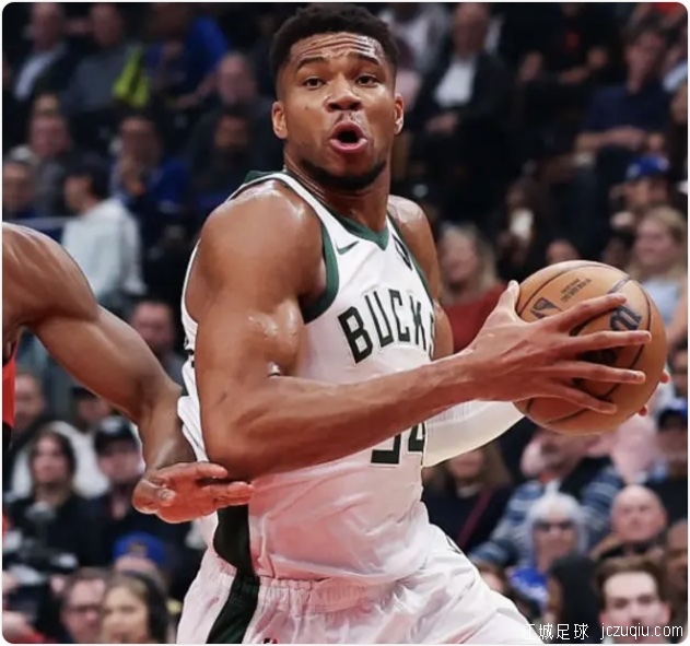 狂轰31分20板7助!字母前两场均34+17+6,带领雄鹿取得两连胜!