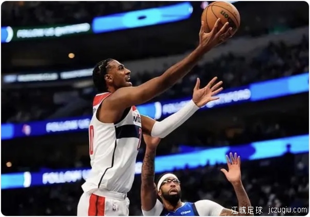 独行侠爆冷遭奇才14分逆转 浓眉27+13乔治34+11