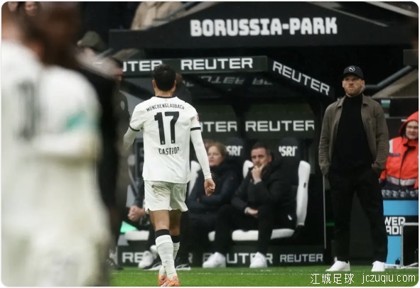 17岁卡尔连场破门韩国归化染红 拜仁3-0十人门兴 