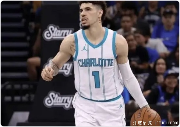 队史三双王!三球38+13+13黄蜂大胜奇才 全队4人20+制胜