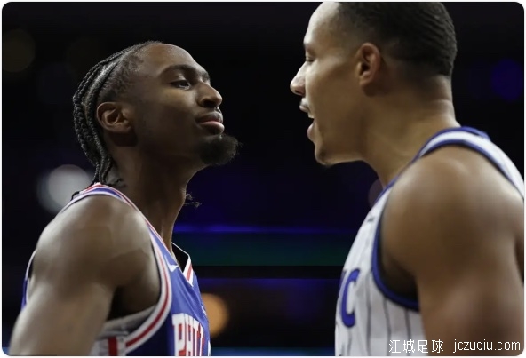 马克西43分埃奇库姆26+7 76人击败魔术三连胜 