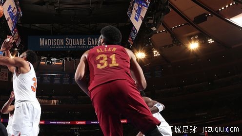 米切尔35分阿伦20+7 骑士轻取活塞迎三连胜 