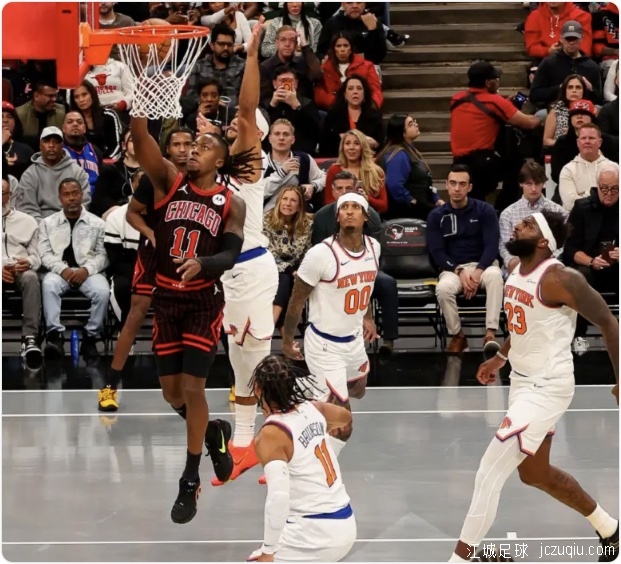 公牛力克尼克斯开季5-0 吉迪32+10+9 布伦森29+7