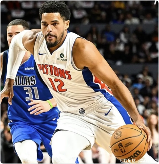 活塞墨西哥赛力克独行侠 杜伦33+11 CC21+18助 弗拉格14中3