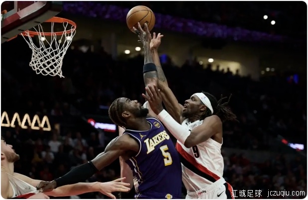 杨瀚森未登场艾顿29+10 湖人BIG3全歇击败开拓者