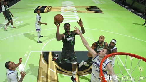 森林狼40分大胜爵士 华子三节37+5 兰德尔三双 马尔卡宁14中4