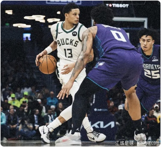 黄蜂轻取雄鹿 卡尔克布伦纳8中8砍17分9板3帽 字母哥缺阵