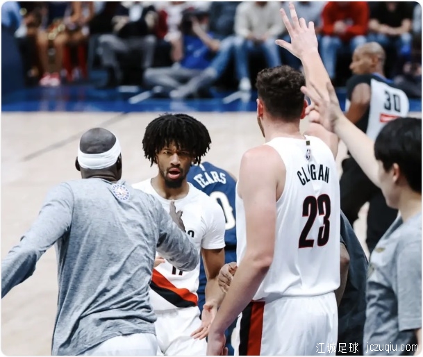 开拓者力擒鹈鹕 杨瀚森连续6场DNP 夏普35+5 阿夫迪亚32分