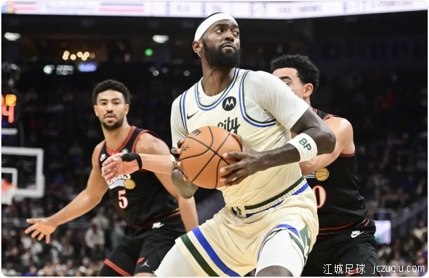 马克西狂砍54分罗林斯32+14 76人加时胜雄鹿