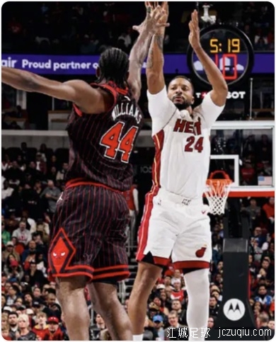 鲍威尔19分领衔8人得分上双 热火客场36分狂胜公牛 