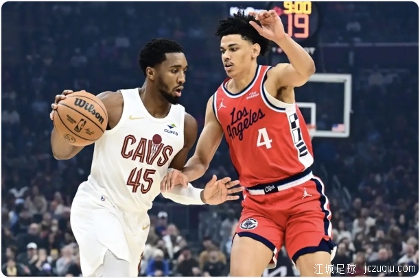 祖巴茨33+18伦纳德20分哈登19分 快船不敌骑士