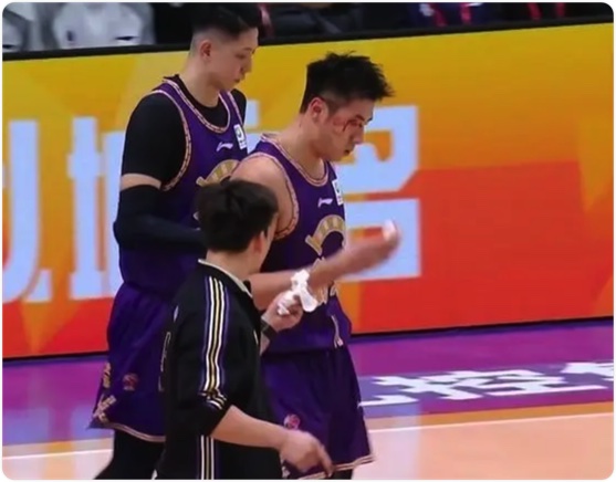 12月13日 CBA常规赛 北控vs山东 全场录像