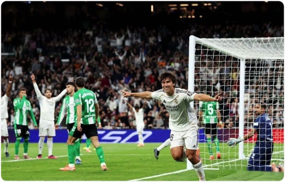 01月04日 西甲第18轮 皇家马德里vs皇家贝蒂斯 全场录像回放