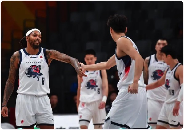 02月11日 CBA俱乐部杯季军赛 山东vs广厦 全场录像回放