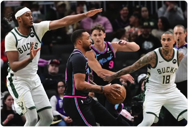 02月25日 NBA常规赛 热火vs雄鹿 全场录像回放