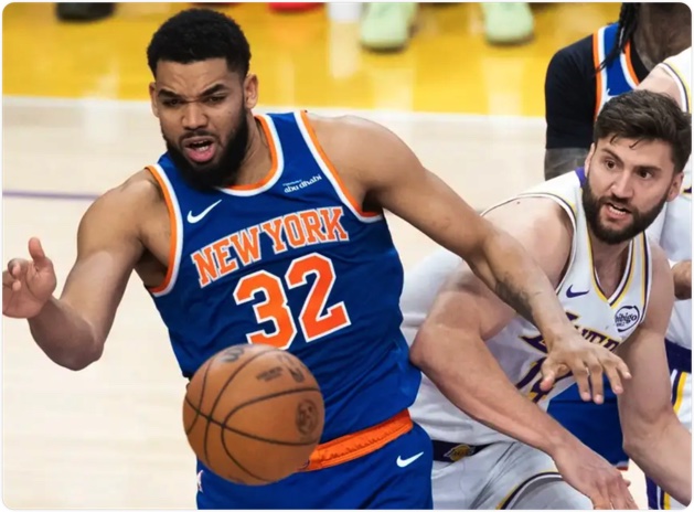 03月09日 NBA常规赛 尼克斯vs湖人 全场录像回放