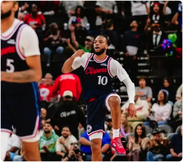 03月17日 NBA常规赛 马刺vs快船 全场录像回放